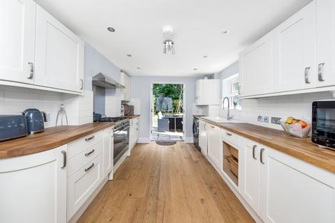 4 bedroom end of terrace house for sale, Woodland Road, London, SE19