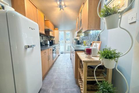8 Bellevue Terrace, Brislington, Bristol, BS4 4JP