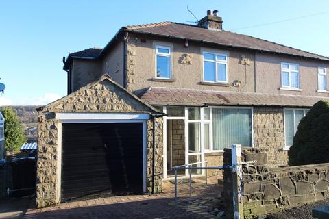 3 bedroom semi-detached house for sale, Cranleigh Mount, Keighley, BD21