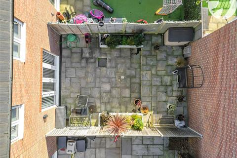 103 Invicta Road, Dartford, DA2 6AY