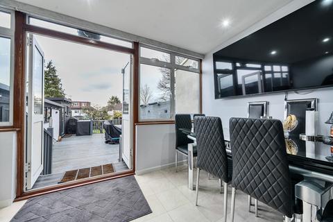 3 bedroom semi-detached house for sale, Vernon Drive, Stanmore