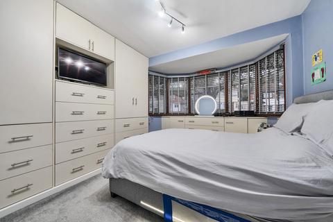 20 Vernon Drive, Stanmore, HA7 2BT
