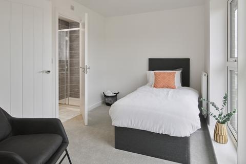 3 bedroom townhouse for sale, The Lardner at Watchman's Place, Dee Road RG30
