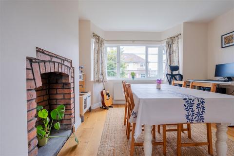 3 bedroom semi-detached house for sale, Beckington Road, Bedminster