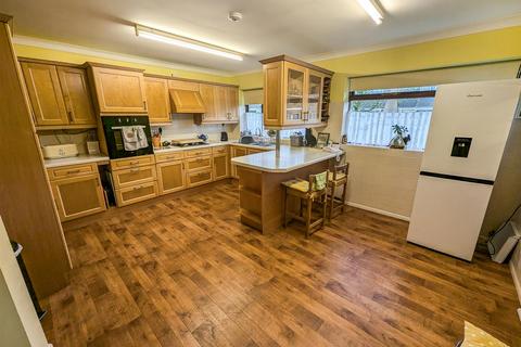 undefined, Norway Close, Corby NN18