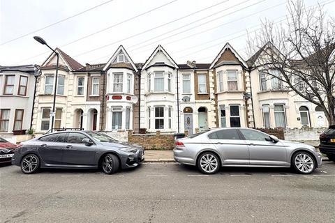 1 bedroom flat to rent, Goodall Road, Leytonstone