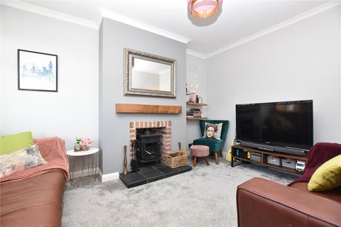 2 bedroom semi-detached house for sale, Croftlands, Batley, West Yorkshire