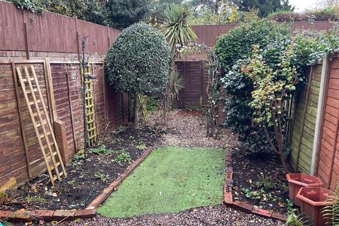 4 Fox Covert, Stourbridge, DY8 3TW