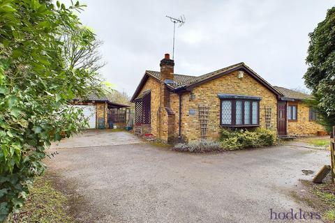 3 bedroom bungalow for sale, Longcross Road, Longcross, Surrey, KT16