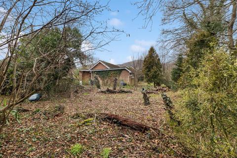 2 bedroom bungalow for sale, Charles Way, Malvern, WR14 2LZ