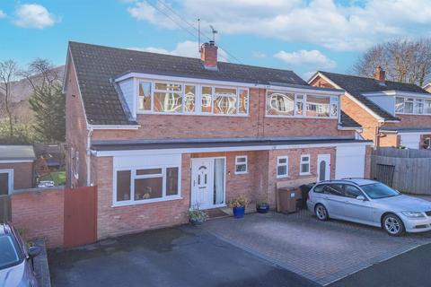 3 bedroom semi-detached house for sale, Sandpiper Crescent, Malvern, WR14 1UY