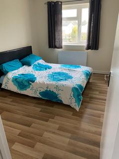 Studio to rent, Cuffley Close, Luton