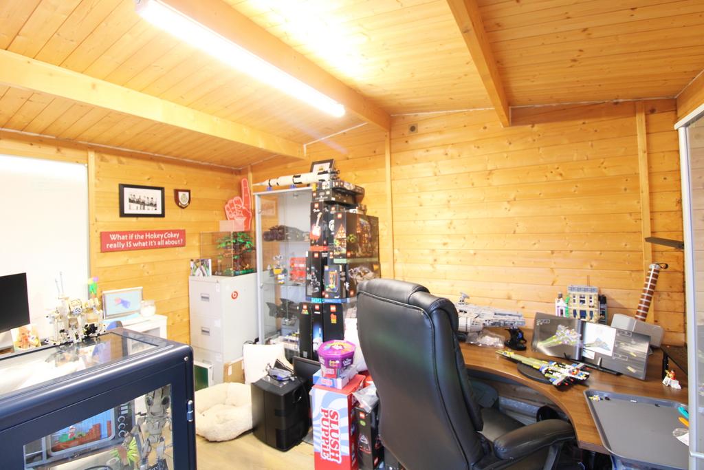 Garden Office