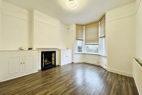 2 bedroom apartment to rent, Farley Road, London SE6