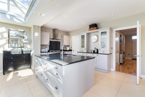 6 bedroom detached house for sale, Perry Road, Dunmow CM6