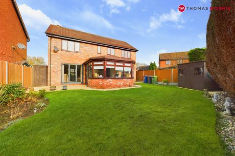 4 bedroom detached house for sale, Teversham Way, St. Neots PE19