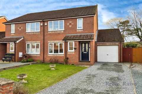 3 bedroom semi-detached house for sale, Kings Lea, Selby YO8