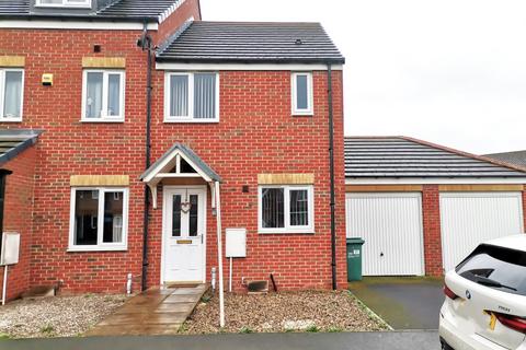 2 bedroom end of terrace house to rent, Pipistrelle Court, Durham TS21