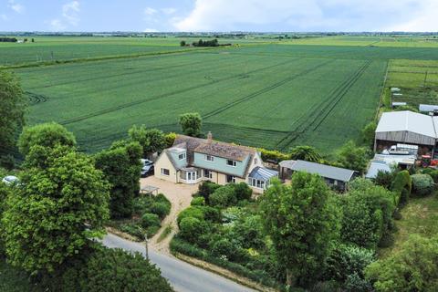 4 bedroom detached house for sale, Whaplode Drove LINCOLNSHIRE