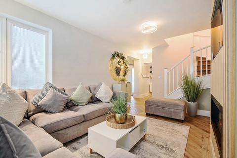 33 Fewston Drive, Harrogate, HG3 2FH