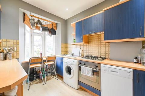 3 bedroom maisonette for sale, Rokesly Avenue, Crouch End, London, N8