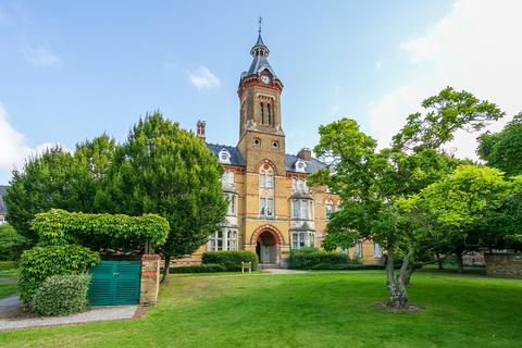 Hallam Close, Watford, Hertfordshire, WD24