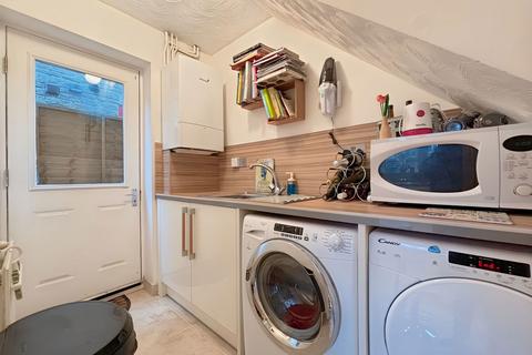 40 Brackendene, Bradley Stoke, Bristol, BS32 9DH