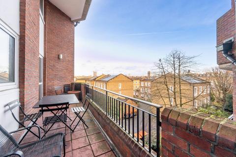 3 bedroom flat for sale, Chepstow Villas, Notting Hill, London, W11