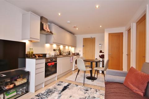 1 bedroom apartment for sale, Goldsworth Road, Woking, Surrey, GU21