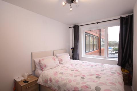 1 bedroom apartment for sale, Goldsworth Road, Woking, Surrey, GU21