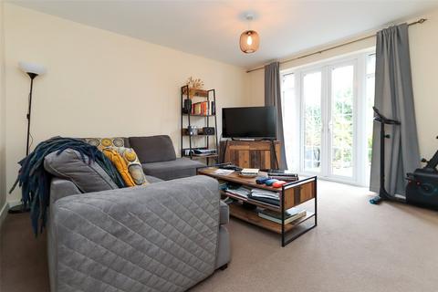 2 bedroom maisonette for sale, Tolcarne Drive, Pinner, HA5