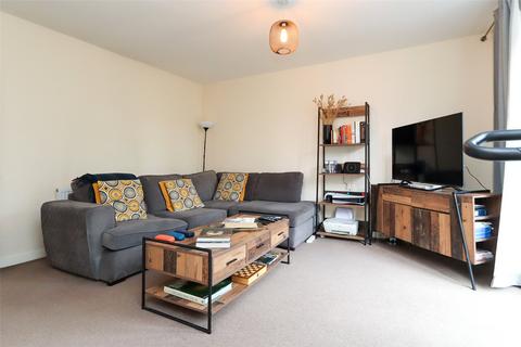 2 bedroom maisonette for sale, Tolcarne Drive, Pinner, HA5