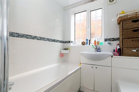 161 Tolcarne Drive, Pinner, HA5 2DL
