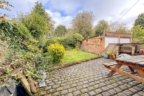 161 Tolcarne Drive, Pinner, HA5 2DL