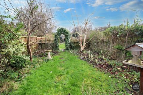 4 bedroom semi-detached house for sale, Clive Street, Hereford, Hereford, HR1