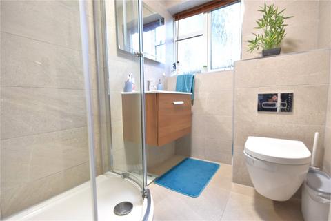 41 Brighton Road, Horley, RH6 7HH