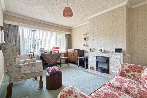 2 bedroom bungalow for sale, Broadway Avenue, Kingsteignton