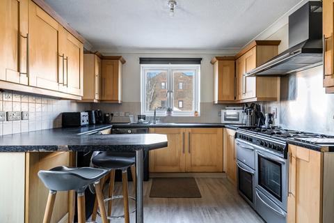 35 Atherston, Bristol, BS30 8YB