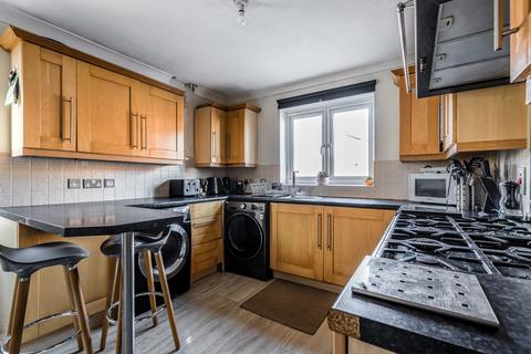 35 Atherston, Bristol, BS30 8YB
