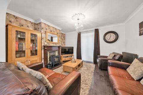 137 Randlesdown Road, Bellingham, London, SE6 3SR