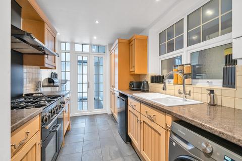 137 Randlesdown Road, Bellingham, London, SE6 3SR