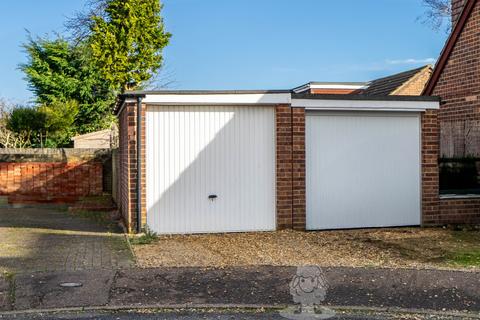 2 bedroom semi-detached bungalow for sale, High House Avenue, Wymondham, Norfolk, NR18