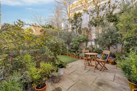 4 bedroom semi-detached house to rent, Gertrude Street, London, SW10