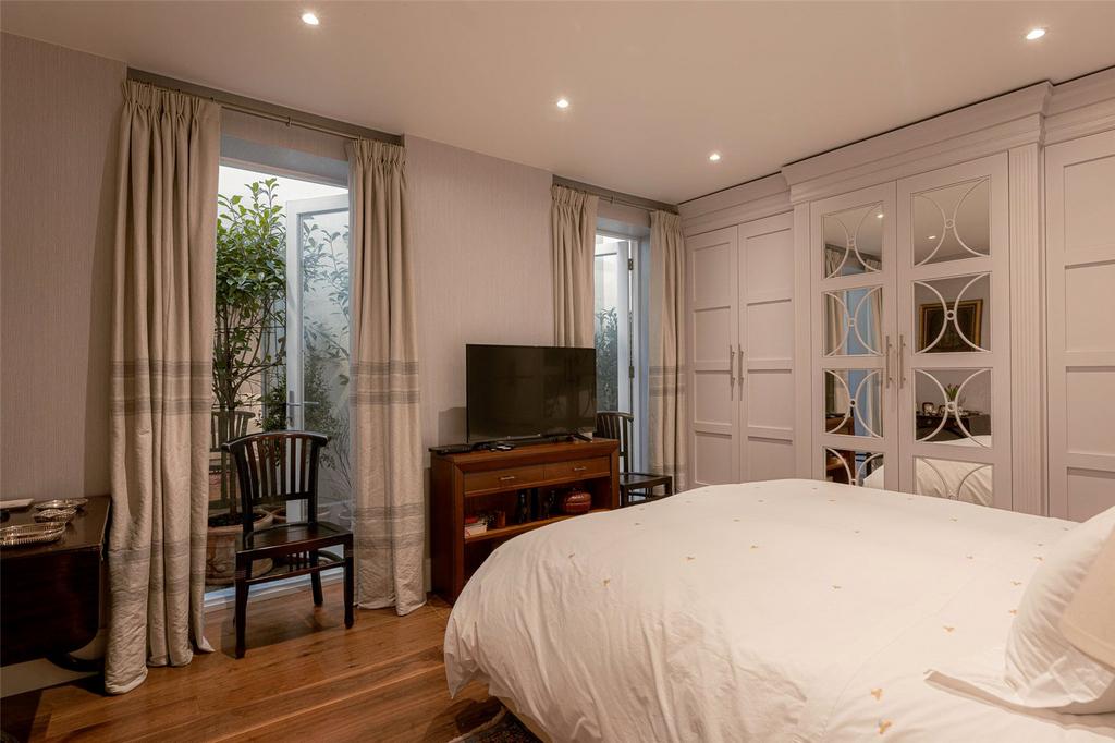 Double Bedroom