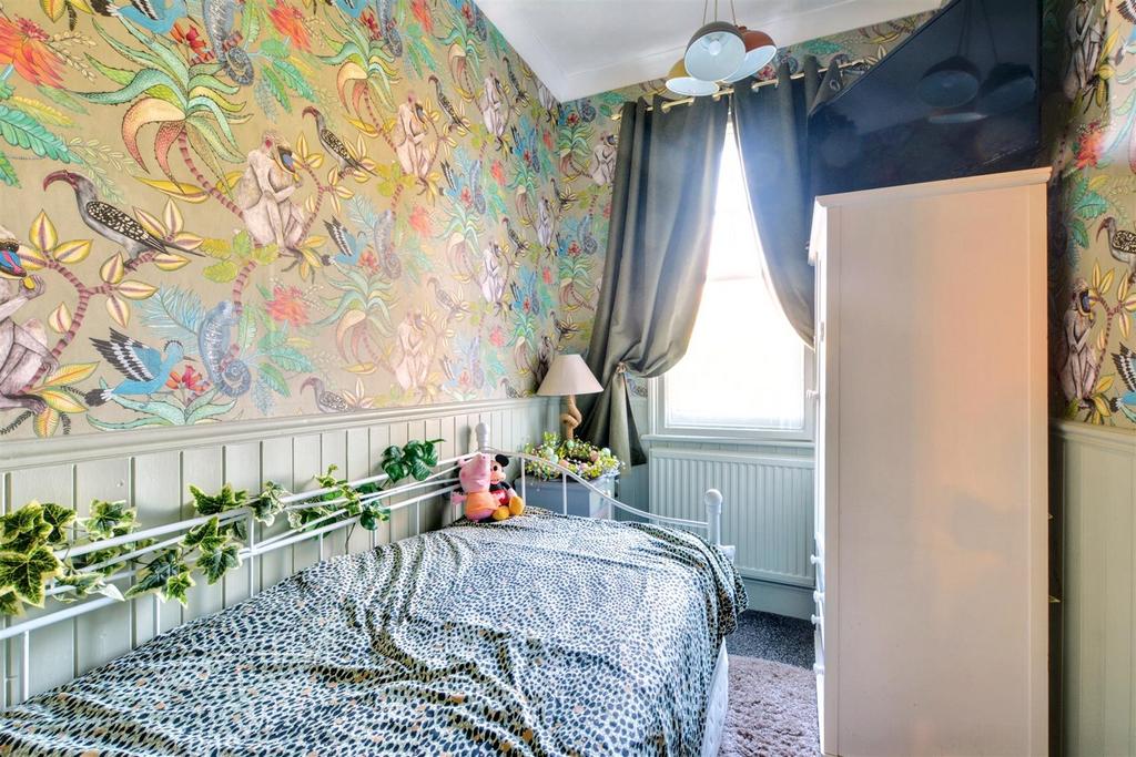 Bedroom 4.jpeg
