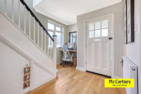 26 Burns Crescent, Chelmsford, CM2 0TS