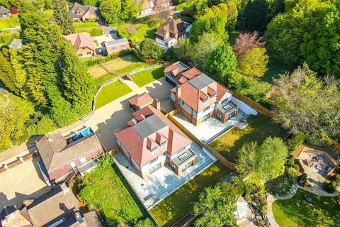 5 bedroom detached house for sale, Rockfield Road, Oxted, Surrey, RH8