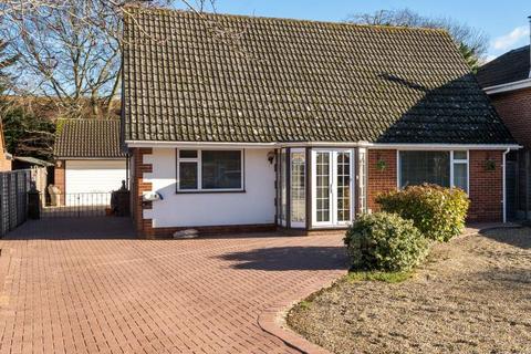 4 bedroom detached bungalow for sale, Moulsford-on-thames,  Oxfordshire,  OX10