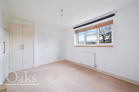 2 Avenue Road, London, SE25 4EA