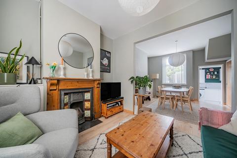 13 Bishop Street, Cardiff, CF11 6PG